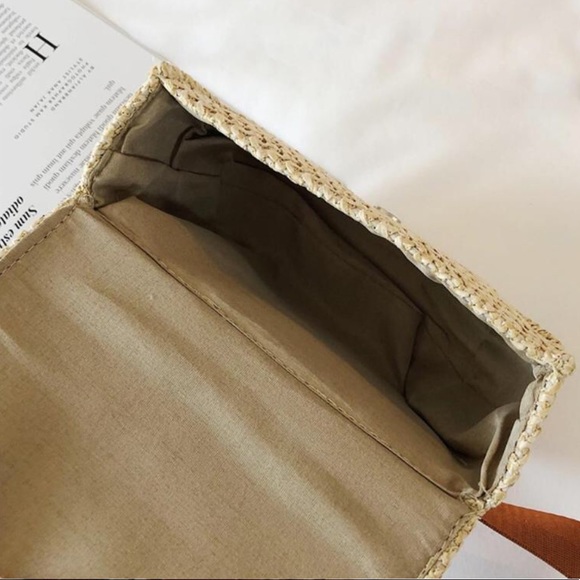 Woven Boho Sea Grass Fanny Pack - Picture 10 of 12